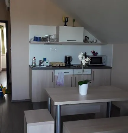 Διαμέρισμα Jaja Apartman *